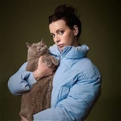 Abi Clarke – Revenge in Progress