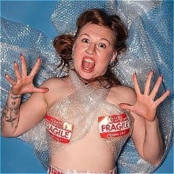 Jules Oakes: Fragile