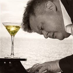 Sjur Hjeltnes: Go Go Go Cake and Piano